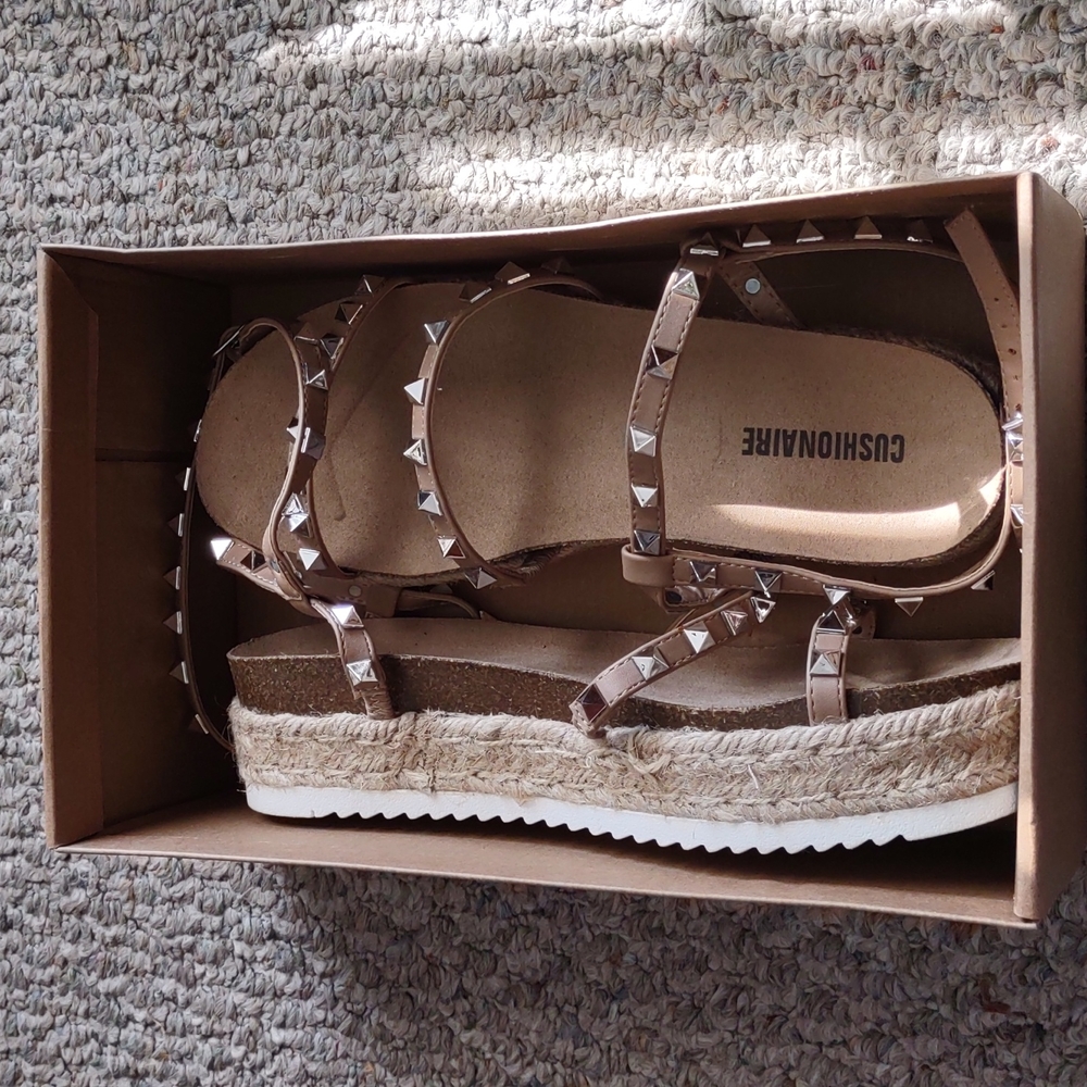 Ladies Cushionaire Shoes
